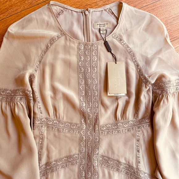 NWT $2,500 Burberry Silk Tan Long Sleeve Gown EU 36, US 02, Fits (2-4) 100 %Silk - Picture 4 of 17